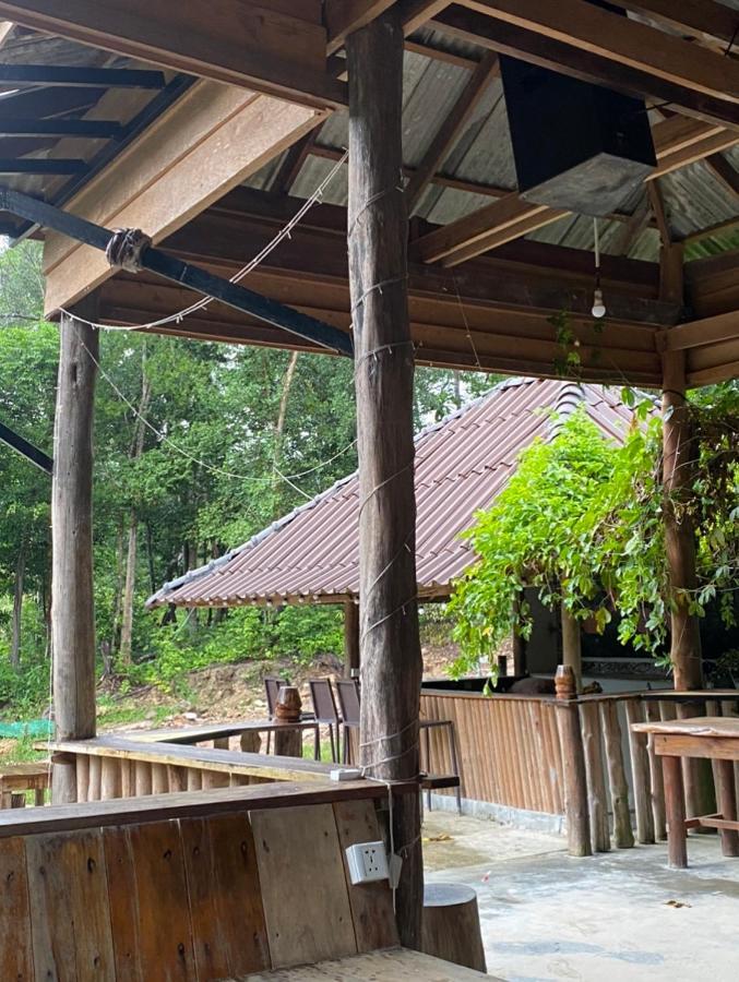 Fat Monkey Hostel Kaoh Touch Buitenkant foto
